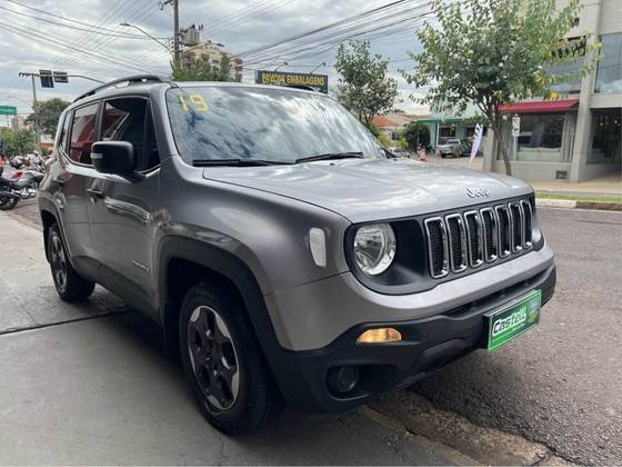 JEEP RENEGADE 1.8 16V FLEX 4P AUTOMÁTICO JEEP RENEGADE 1.8 16V FLEX 4P AUTOMÁTICO